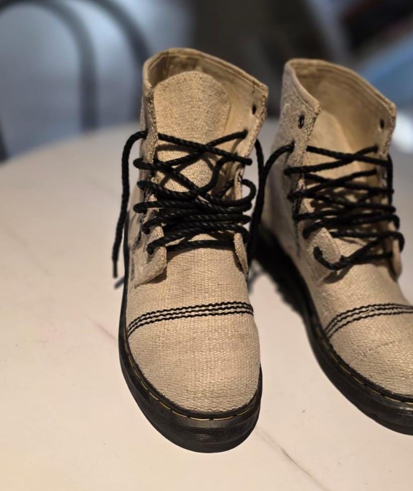 Eco - Friendly Handmade Hemp Boots: Vegan Unisex All - Season Sustainable Footwear comfortable_bohemian