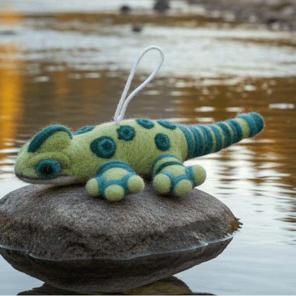 Hand - Stitched Wool Felt Lizard Christmas Ornament (Green Gecko)namaste artisans