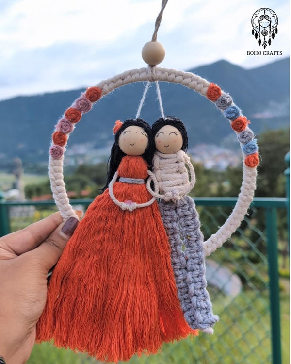 Boho Couple Doll Macrame Wall Hanging: Handmade Friendship Ornament. Christmas gift for couples. Boho_Couple_Doll
