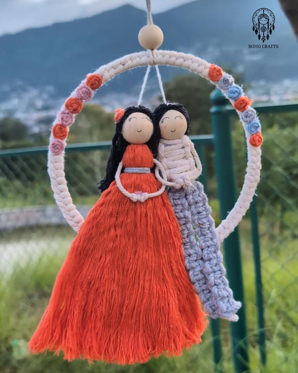 Boho Couple Doll Macrame Wall Hanging: Handmade Friendship Ornament. Christmas gift for couples. Boho_Couple_Doll