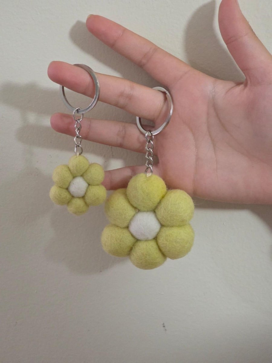 Felt Daisy Keychain — Pastel Flower Pom Wool Key Ring, Handmade in Nepal Delicate_Felt_Daisy