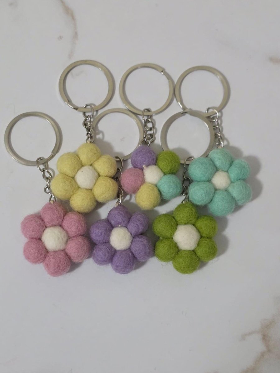Felt Daisy Keychain — Pastel Flower Pom Wool Key Ring, Handmade in Nepal Delicate_Felt_Daisy I