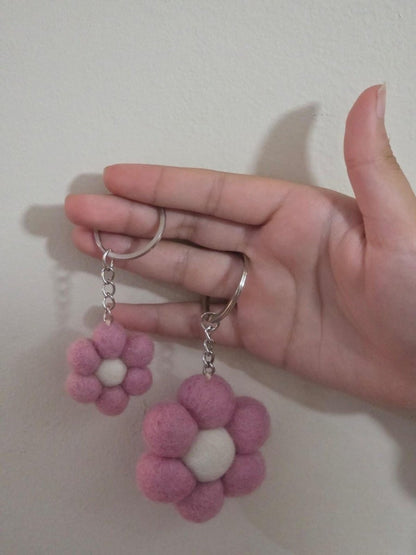 Felt Daisy Keychain — Pastel Flower Pom Wool Key Ring, Handmade in Nepal Delicate_Felt_Daisy