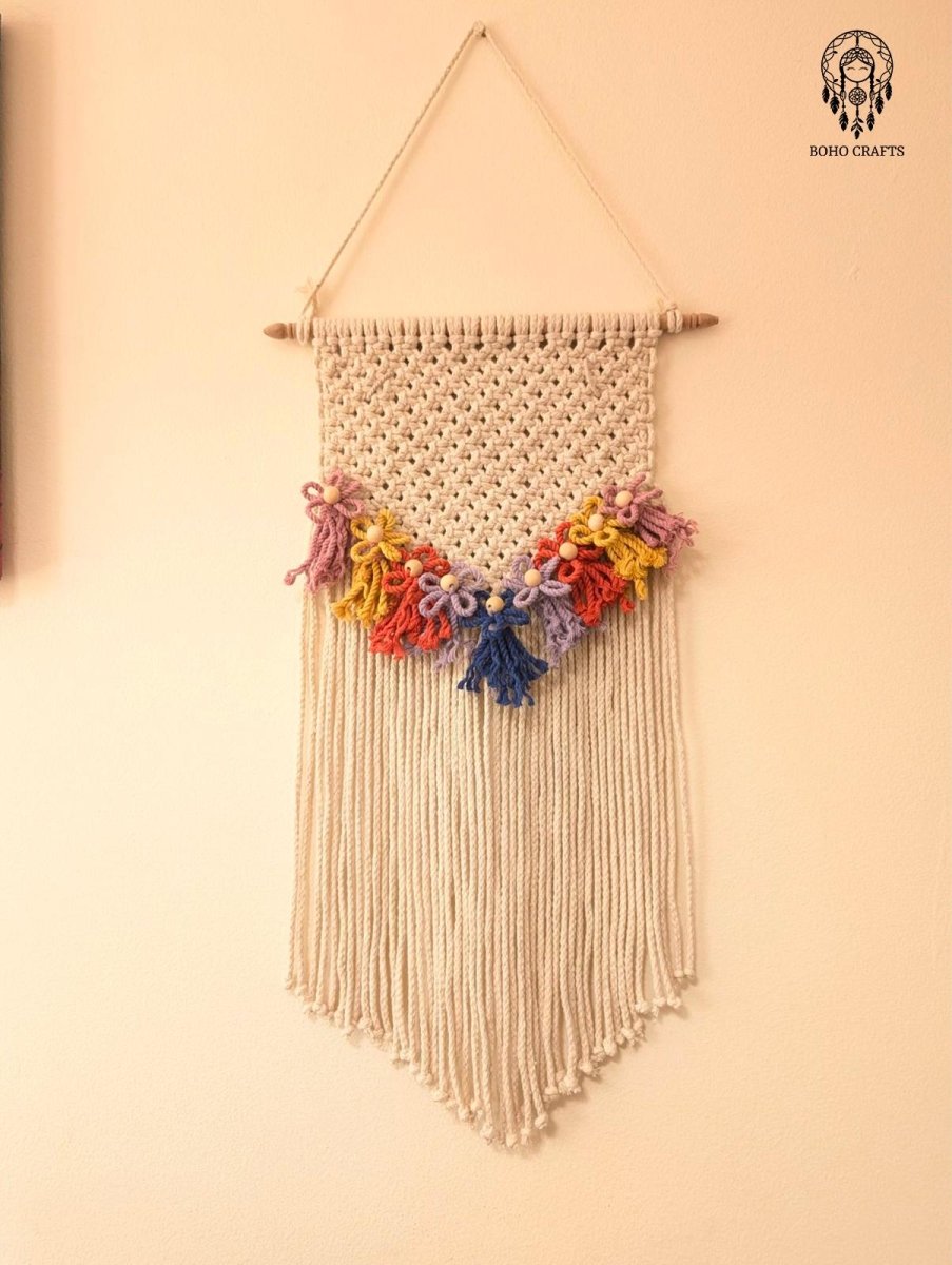 Macramé Wall Hanging: Boho Flowers and Wooden Beads - Photo & Jewelry Holder Cotton