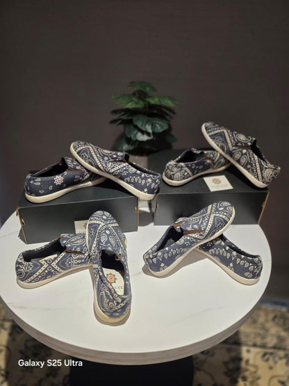 Mandala Hemp Sneakers: Casual Bohemian Shoes (Unisex, Sustainable) casual_hippie_shoe