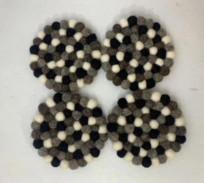 Monochrome Pebble Wool Felt Coaster Set – Round/Square cozy_decor