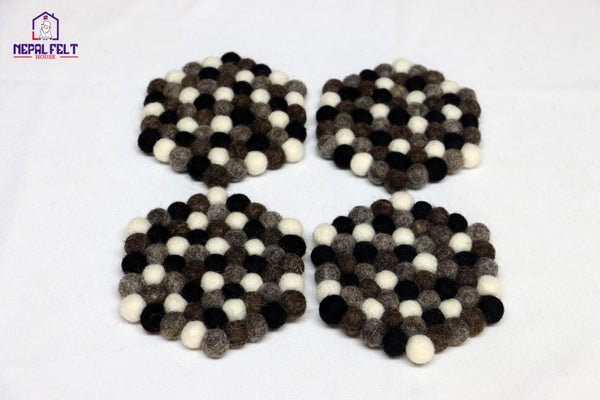 Monochrome Pebble Wool Felt Coaster Set – Round/Square cozy_decor