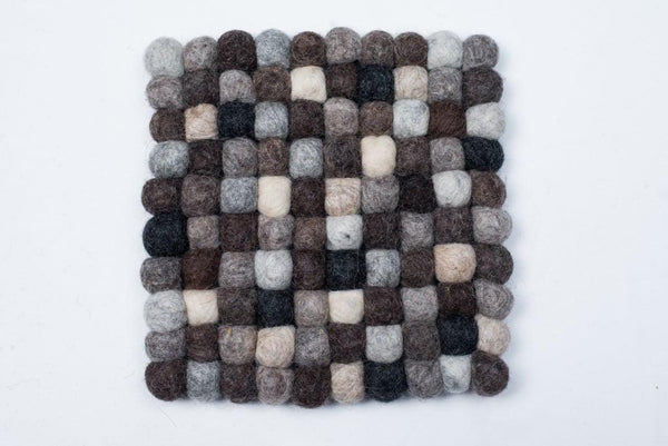 Monochrome Pebble Wool Felt Trivet – Round/Square/Hex cozy_decor