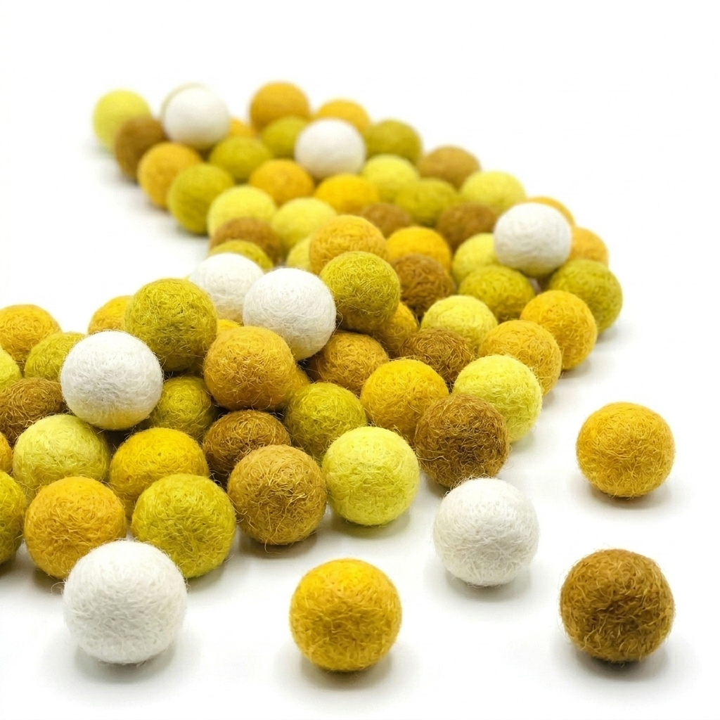 2.2 cm Handmade Wool Felt Balls