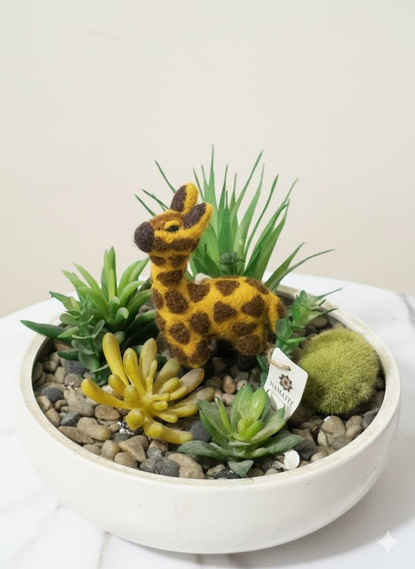 Wool Felt Giraffe Christmas Ornament – Handmade in Nepal (Single/Pair/Set of 5) client_gift