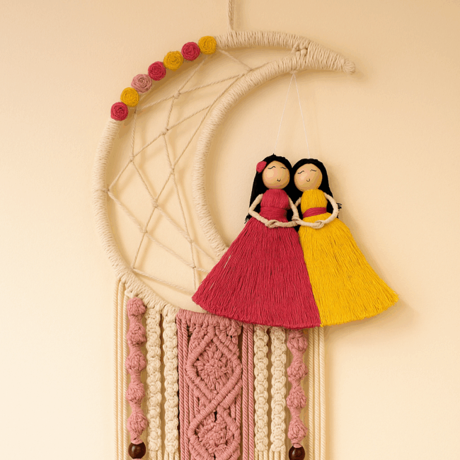 boho arts, dreamcatcher with dolls